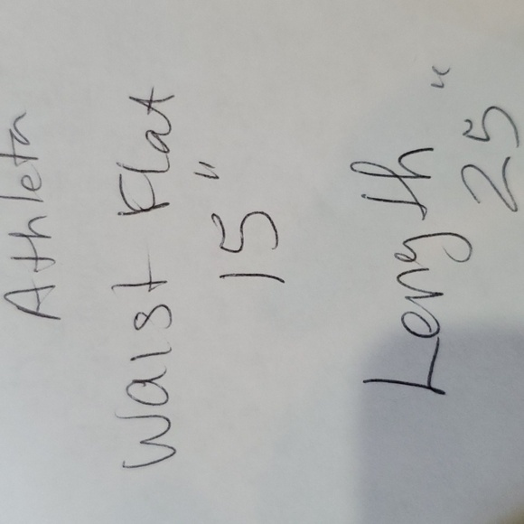 Athleta maroon leggings 7/8 length Size Medium pocket on side and on the… - Picture 9 of 9